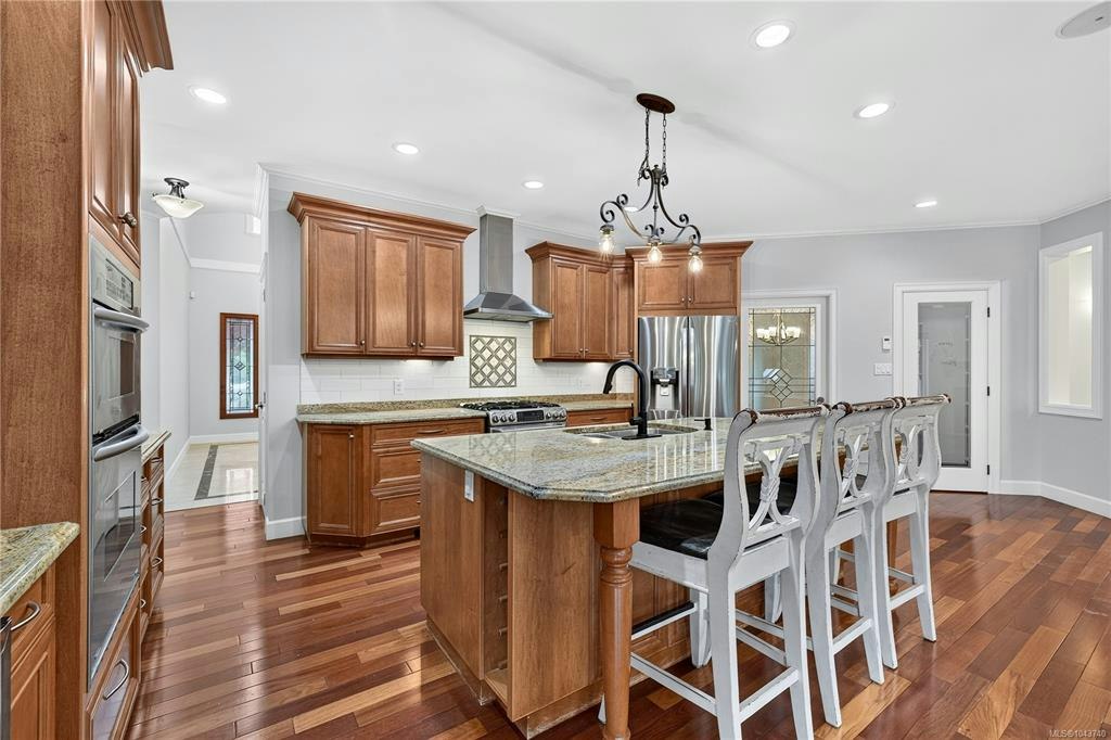 4982 La Quinta Place, Saanich, BC, V8W 3G9 - 10