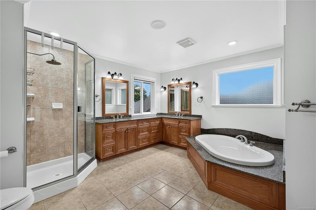 4982 La Quinta Place, Saanich, BC, V8W 3G9 - 26