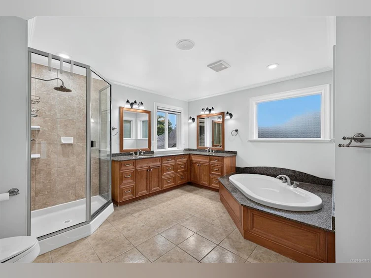 4982 La Quinta Place, Saanich, BC, V8W 3G9 - 26