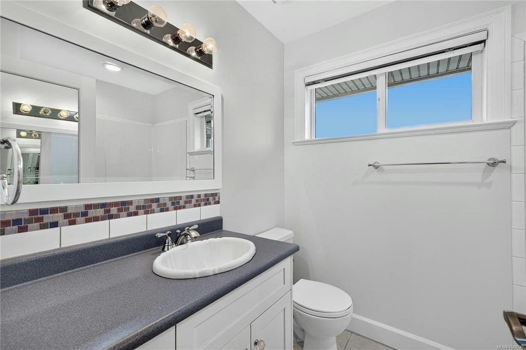 4982 La Quinta Place, Saanich, BC, V8W 3G9 - 34