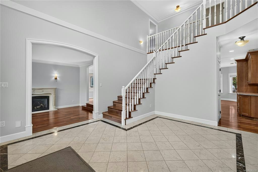 4982 La Quinta Place, Saanich, BC, V8W 3G9 - 5