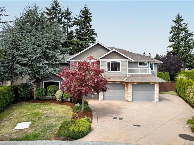 4982 La Quinta Place, Saanich, BC, V8W 3G9