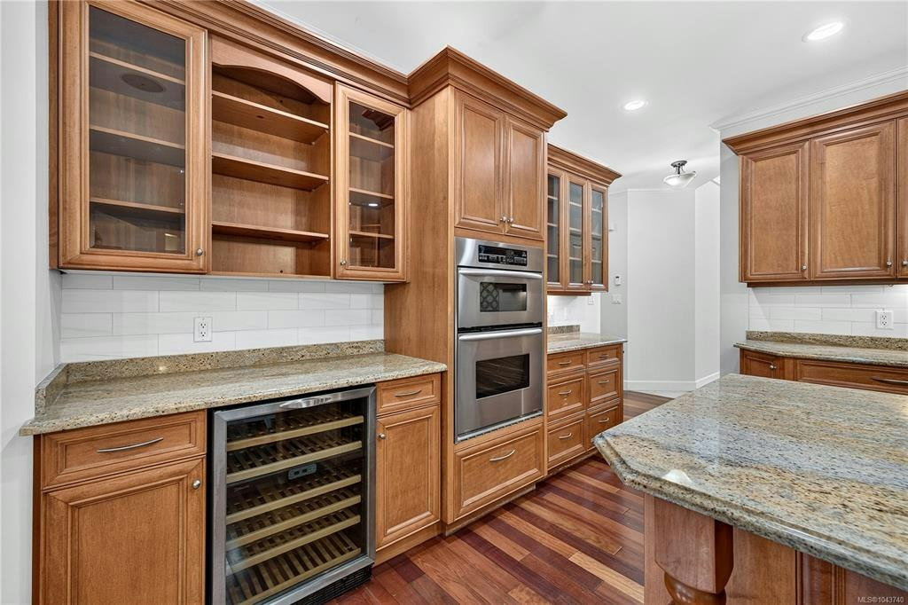 4982 La Quinta Place, Saanich, BC, V8W 3G9 - 12