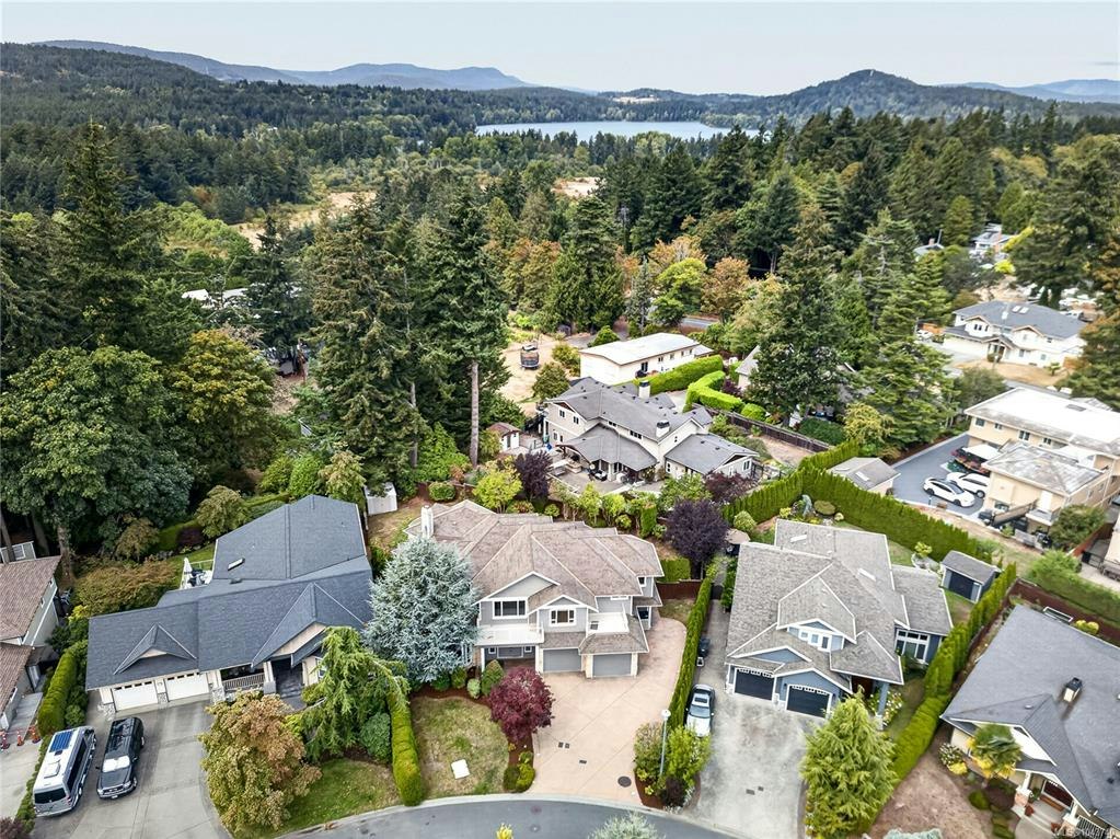 4982 La Quinta Place, Saanich, BC, V8W 3G9 - 43
