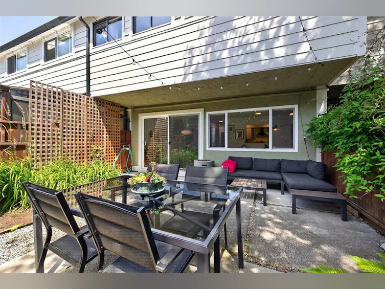 105-119 Ladysmith Street, Victoria, BC, V8V 1J3 - 18