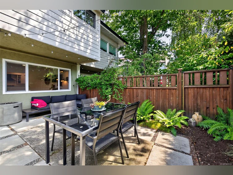 105-119 Ladysmith Street, Victoria, BC, V8V 1J3 - 19