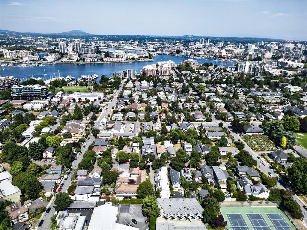 105-119 Ladysmith Street, Victoria, BC, V8V 1J3 - 40