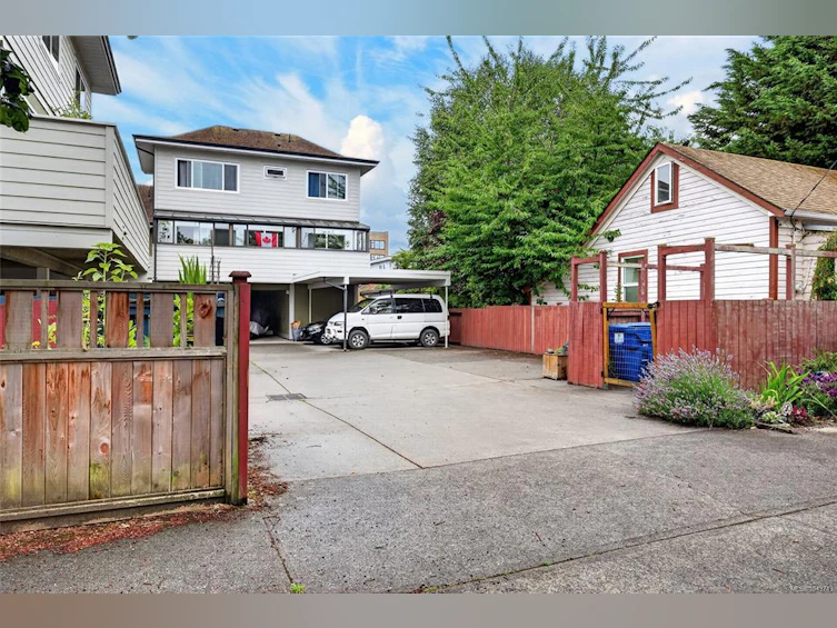 105-119 Ladysmith Street, Victoria, BC, V8V 1J3 - 35