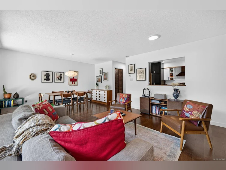 105-119 Ladysmith Street, Victoria, BC, V8V 1J3 - 6
