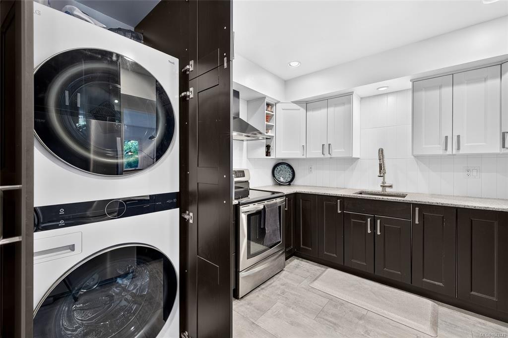 105-119 Ladysmith Street, Victoria, BC, V8V 1J3 - 13