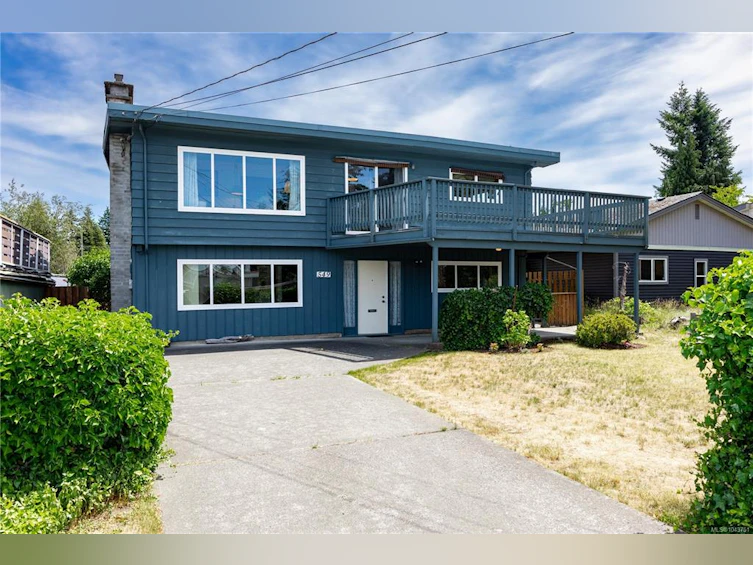 549 Dogwood Street, Campbell River, BC, V9W 2Y4