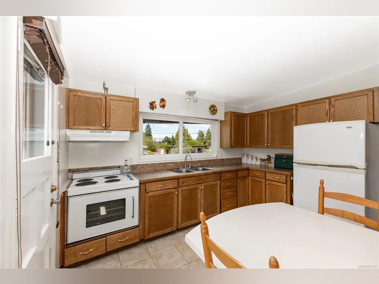 549 Dogwood Street, Campbell River, BC, V9W 2Y4 - 11