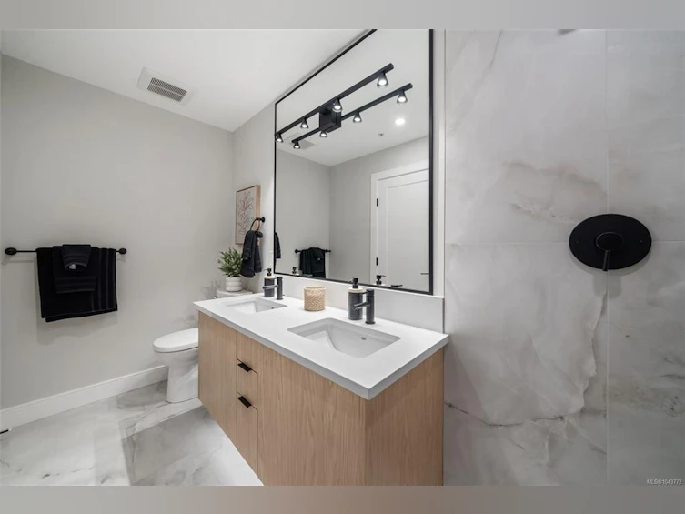 111-1810 Selenite Place, Langford, BC, V9B 7E2 - 11