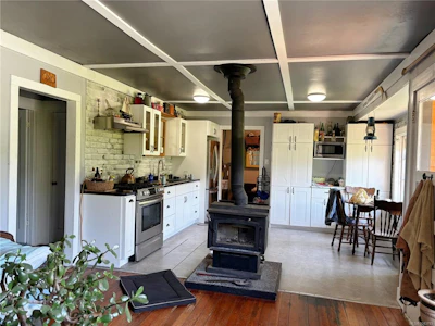 948 S Maquinna Drive - 4