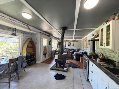 948 S Maquinna Drive - 3