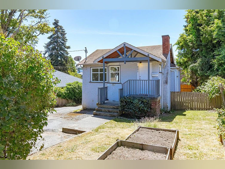 881 Leslie Drive, Saanich, BC, V8X 2Y3 - 35