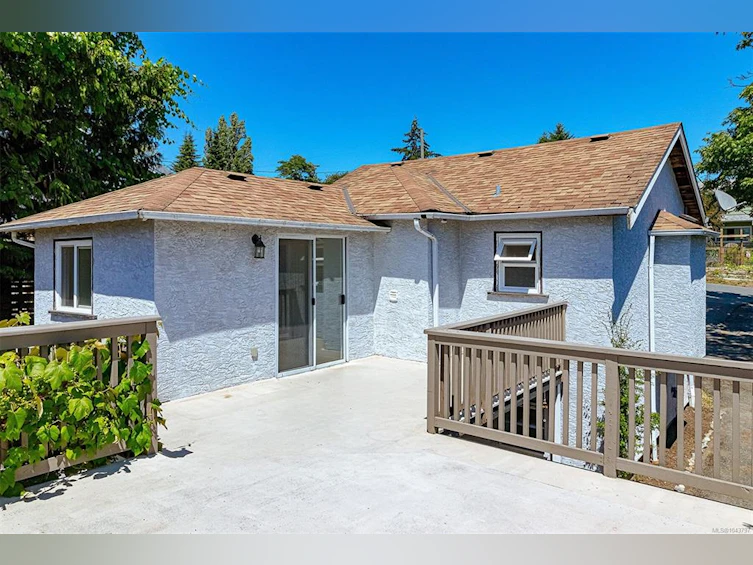 881 Leslie Drive, Saanich, BC, V8X 2Y3 - 34