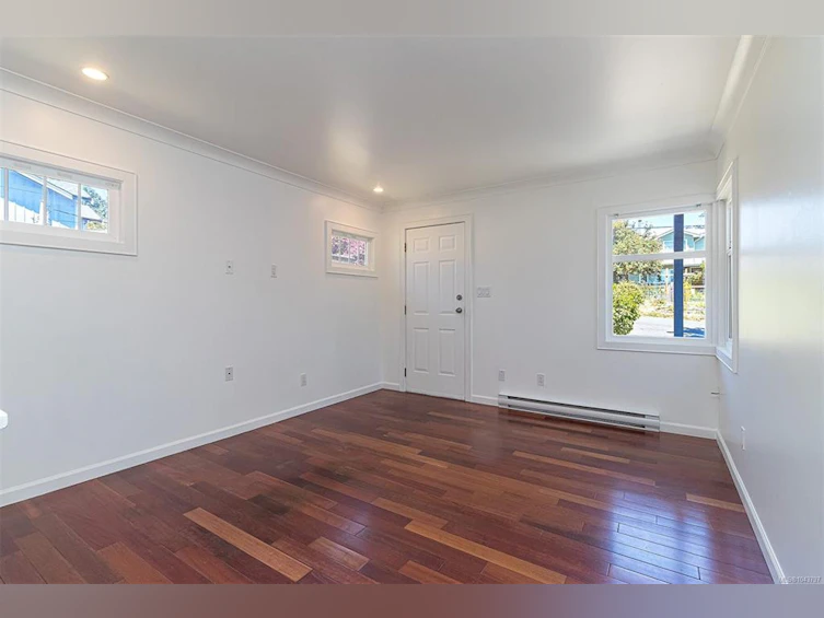 881 Leslie Drive, Saanich, BC, V8X 2Y3 - 7