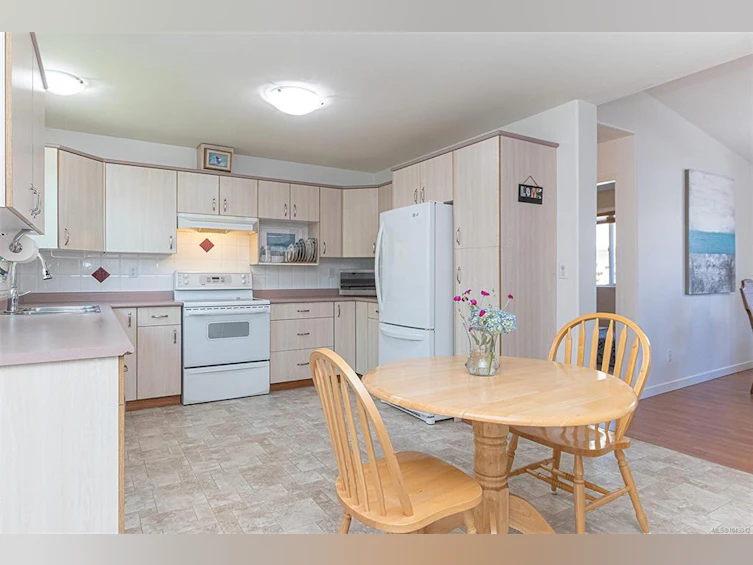 7 Eagle Lane, View Royal, BC, V9A 7M2 - 15