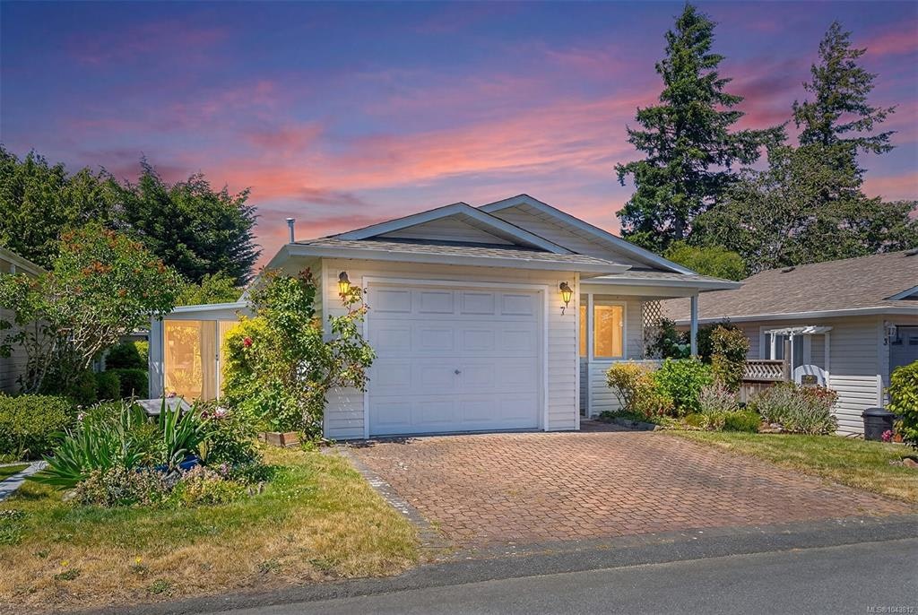 7 Eagle Lane, View Royal, BC, V9A 7M2 - 7