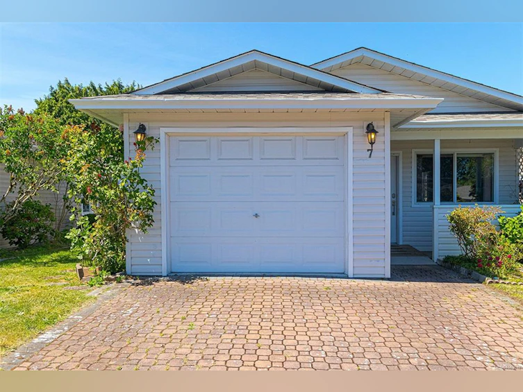 7 Eagle Lane, View Royal, BC, V9A 7M2 - 4
