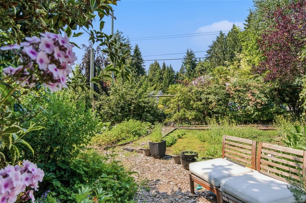 531 Yambury Road, Qualicum Beach, BC, V9K 1C5 - 46