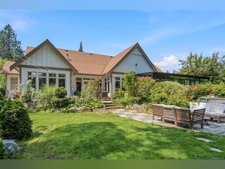 531 Yambury Road, Qualicum Beach, BC, V9K 1C5 - 37