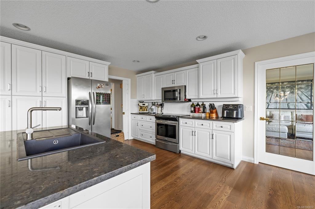 3541 Shelby Lane - 4