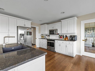 3541 Shelby Lane - 4