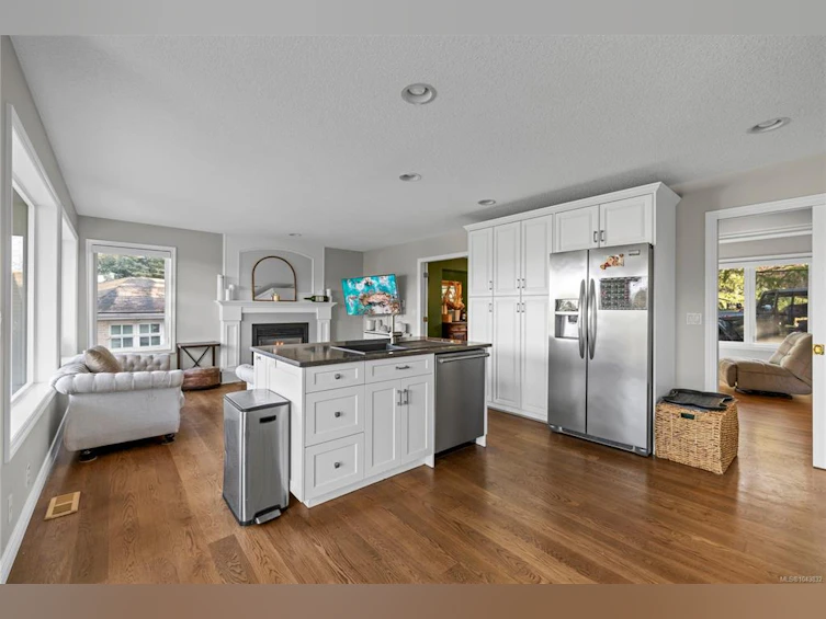3541 Shelby Lane, Fairwinds, BC, V9P 9J8 - 30