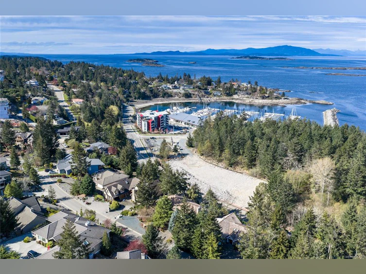 3541 Shelby Lane, Fairwinds, BC, V9P 9J8 - 46
