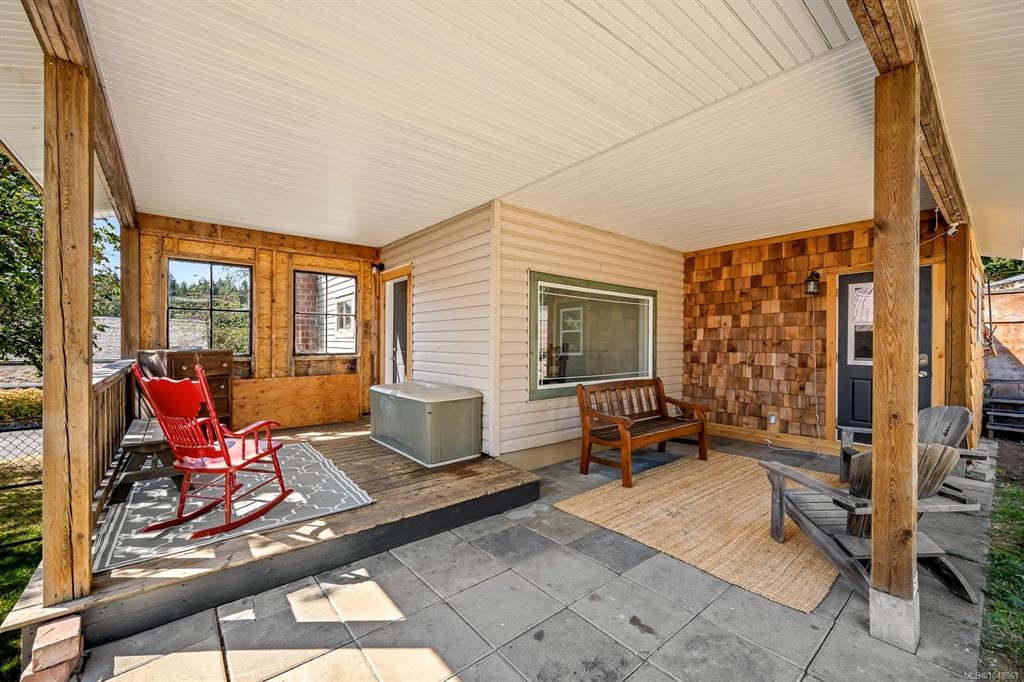 2612 Dunsmuir Avenue, Cumberland, BC, V0R 1S0 - 44