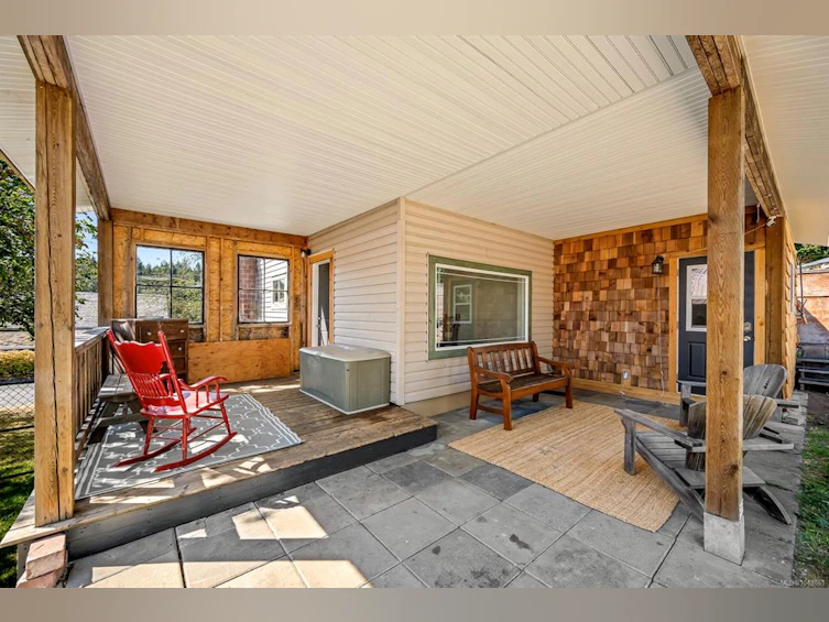 2612 Dunsmuir Avenue, Cumberland, BC, V0R 1S0 - 44