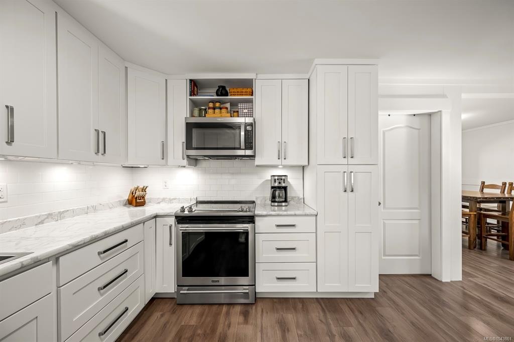 2612 Dunsmuir Avenue, Cumberland, BC, V0R 1S0 - 26