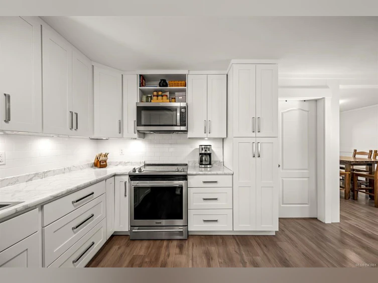 2612 Dunsmuir Avenue, Cumberland, BC, V0R 1S0 - 26