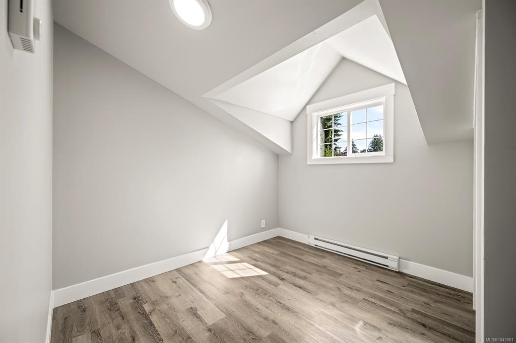 2612 Dunsmuir Avenue, Cumberland, BC, V0R 1S0 - 36