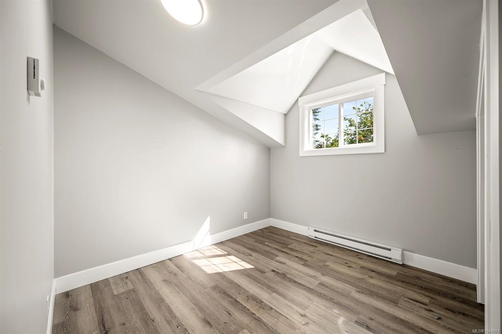 2612 Dunsmuir Avenue, Cumberland, BC, V0R 1S0 - 32
