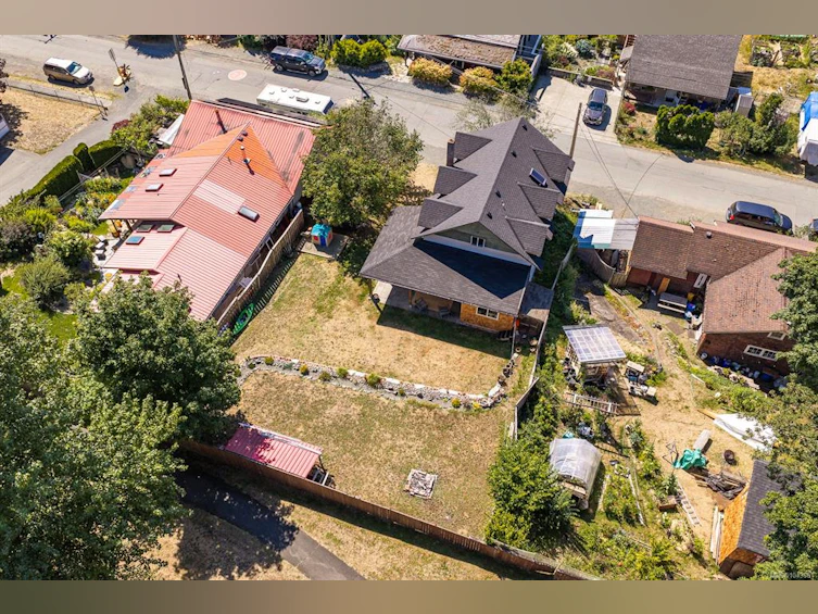 2612 Dunsmuir Avenue, Cumberland, BC, V0R 1S0 - 59
