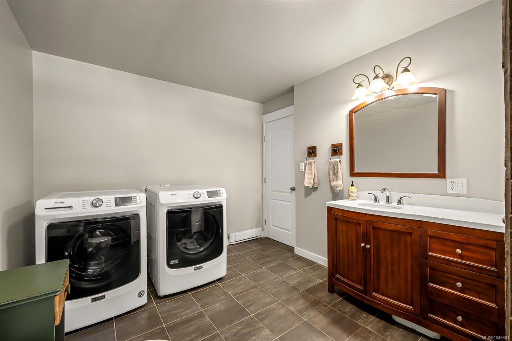 2612 Dunsmuir Avenue, Cumberland, BC, V0R 1S0 - 19