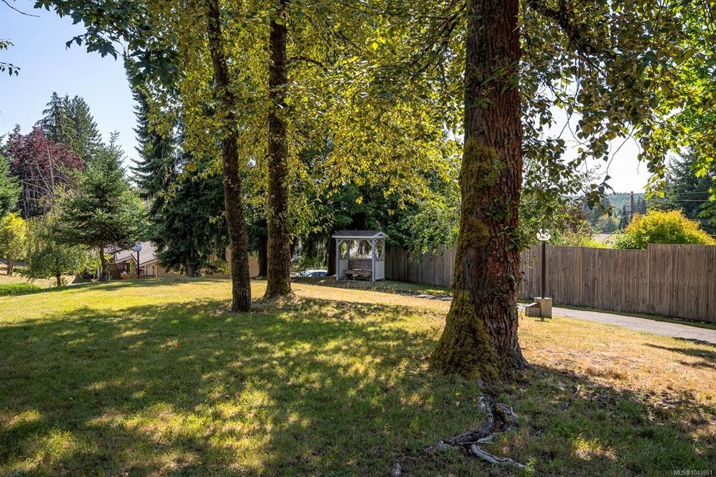 2612 Dunsmuir Avenue, Cumberland, BC, V0R 1S0 - 56