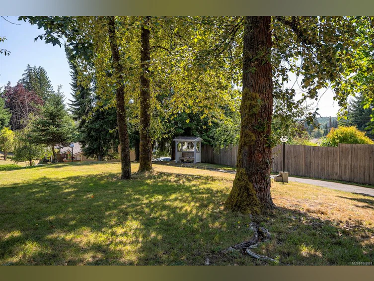 2612 Dunsmuir Avenue, Cumberland, BC, V0R 1S0 - 56