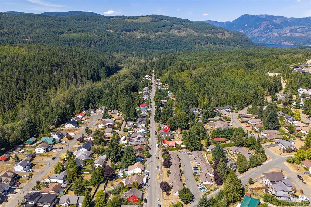 2612 Dunsmuir Avenue, Cumberland, BC, V0R 1S0 - 60