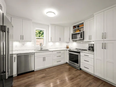 2612 Dunsmuir Avenue - 5