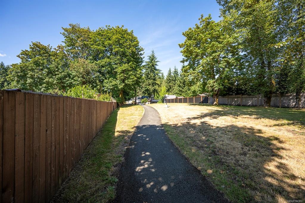 2612 Dunsmuir Avenue, Cumberland, BC, V0R 1S0 - 54