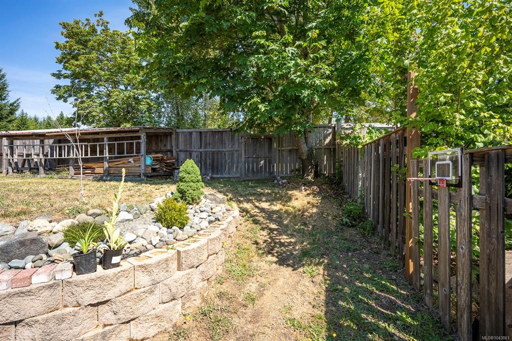 2612 Dunsmuir Avenue, Cumberland, BC, V0R 1S0 - 48