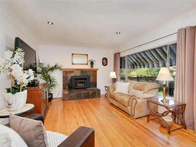 3615 Doncaster Drive - 2