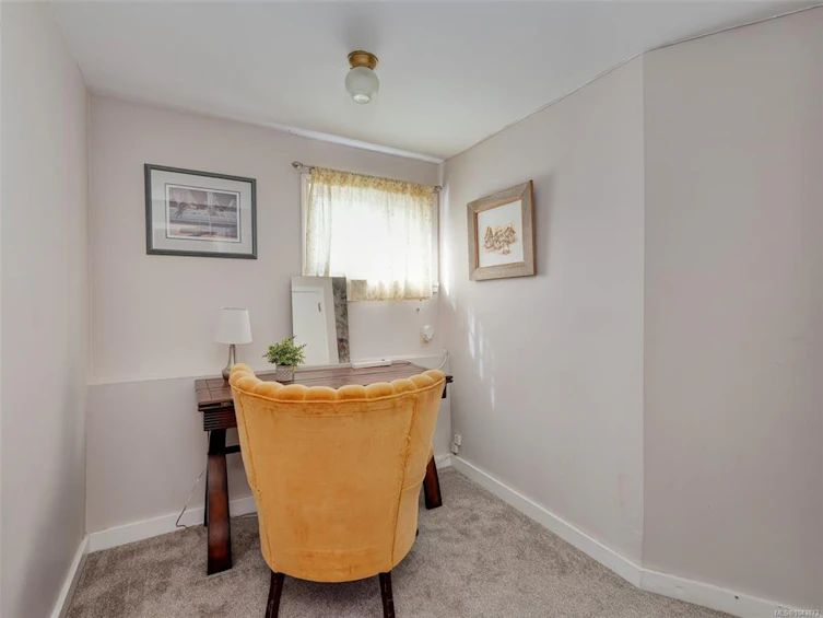 3615 Doncaster Drive, Saanich, BC, V8P 3W5 - 14