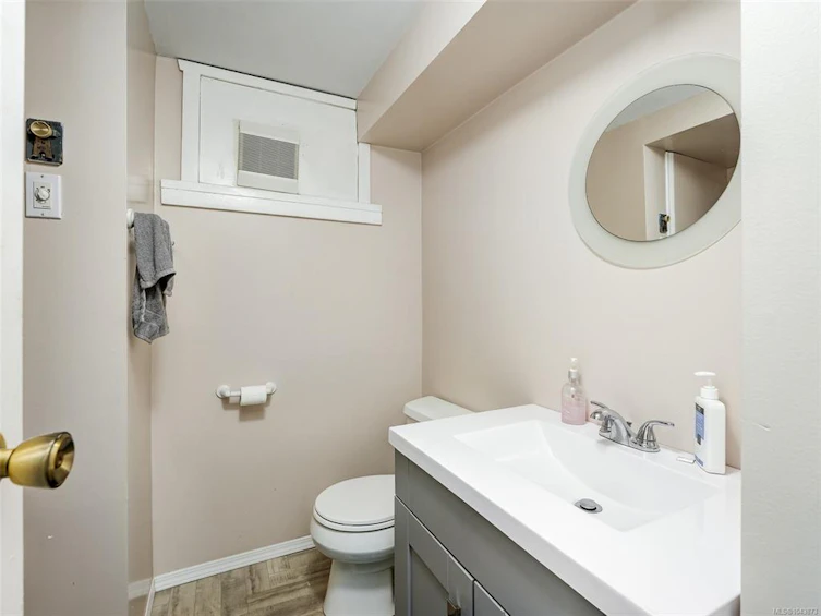 3615 Doncaster Drive, Saanich, BC, V8P 3W5 - 18