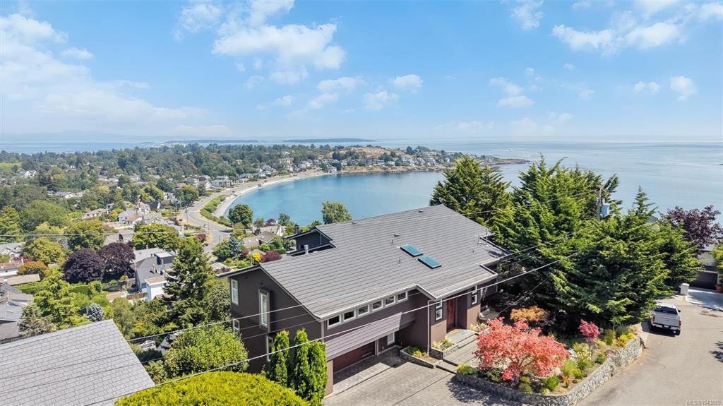 141 Denison Road, Oak Bay, BC, V8S 4K2