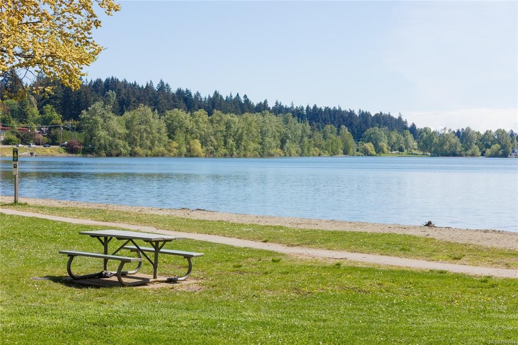 5470 Alderley Road, Saanich, BC, V8Y 1X8 - 61